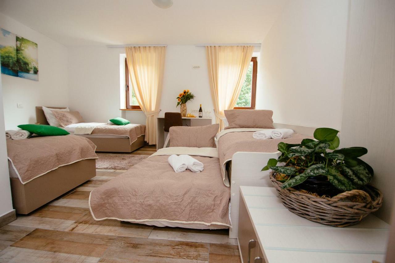 Sunny Rooms Most Na Soci Bagian luar foto